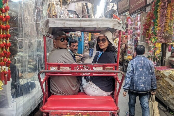 Old Delhi Heritage, Food and Spice Market Walking Tour - Masala chai and a useful pause