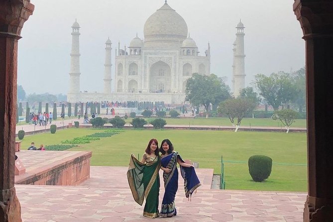 Old Delhi Heritage Walk with Rickshaw Ride - Jama Masjid and the Scale of Mughal Delhi