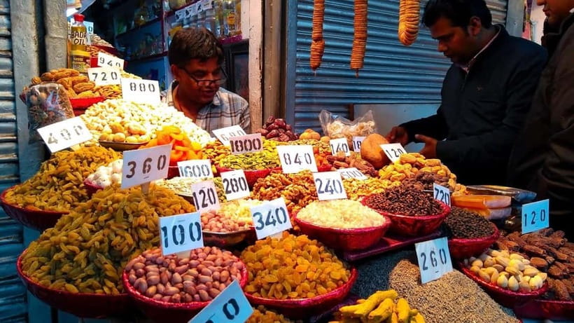 Old Delhi: Khari Bawli - Asia's Largest Spice Market - Entering Khari Baoli Road