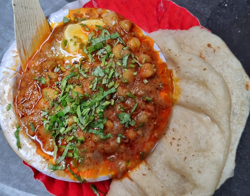 Old Delhi Like a Local: Food and Culture Walking Tour - Meeting at Lal Quila Metro Station