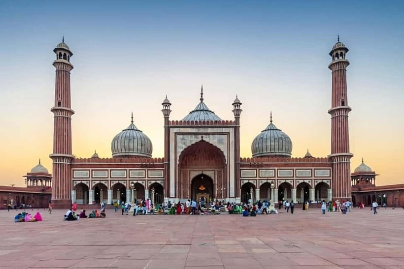 Old Delhi: Private Tour of Chandni Chowk, Tuk Tuk & Food - Key points at a glance