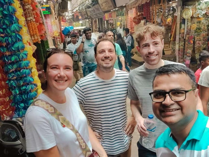Old Delhi: Spices, Heritage and Bazaars Walking Tour - Meeting at Jama Masjid Metro Station