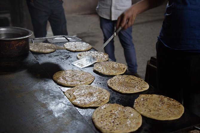 Old Delhi Street Food Tour - Khari Baoli and the smell of spices