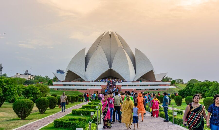 Old Delhi Temples and Spiritual Sites Private 6-Hour Tour - Why this six-hour route works