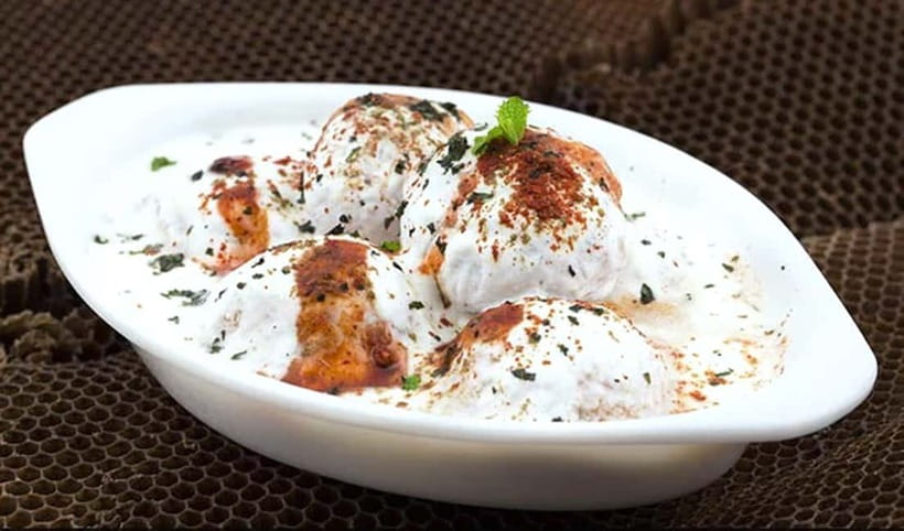 Old Delhi: Tour of Street Cuisine - Rickshaw rides between the lanes