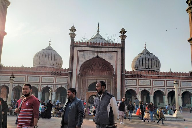 Old Delhi tour with a Local - What the guide adds to a crowded old city