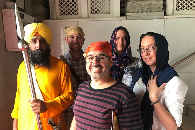 Old Delhi Tour with Local Experience - Gali Paranthe Wali and the Story of a Flatbread