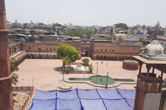 Old Delhi Walking Tour - From grand landmark to flower market