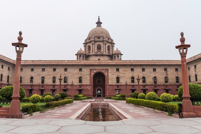 Old & New Delhi City Tour – Choose Half or Full Day Experience - Jama Masjid brings you into Mughal Old Delhi