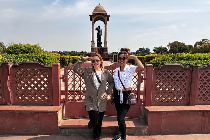 Old & New Delhi Full or Half Day Private Sightseeing Tour - Gurudwara Bangla Sahib and Sikh Service