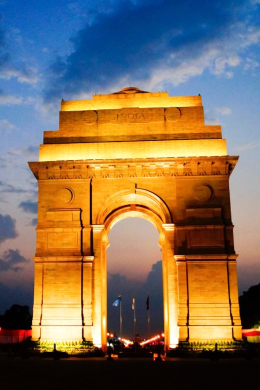 Old & New Delhi Guided City Tour: Half or Full Day Available - Is the $32 price good value?