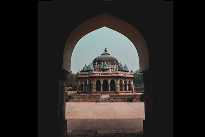 Old & New Delhi Private City Tour – Traveler’s Choice (Top Rated) - Lotus Temple and the Qutub Minar choice