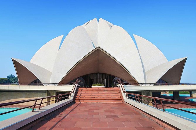 One Day Private Delhi Sightseeing Tour by Car - Raj Ghat and Chandni Chowk on foot or by rickshaw