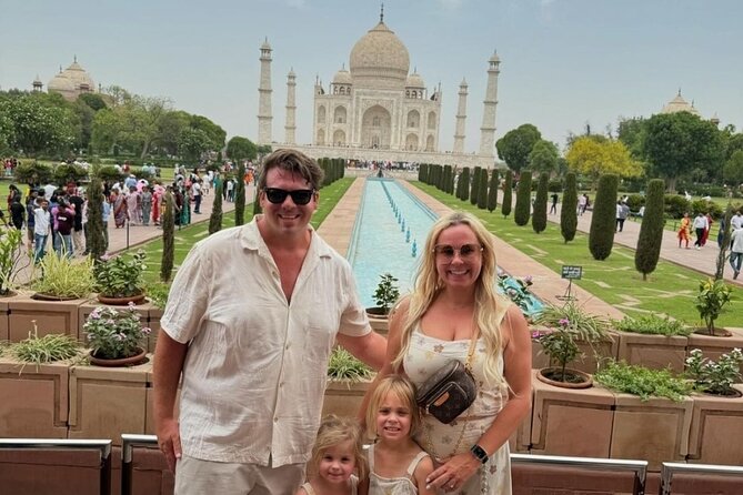 Platinum Luxury Agra Tour Taj Mahal, Agra Fort from Delhi by Car - Lunch and local food in Agra