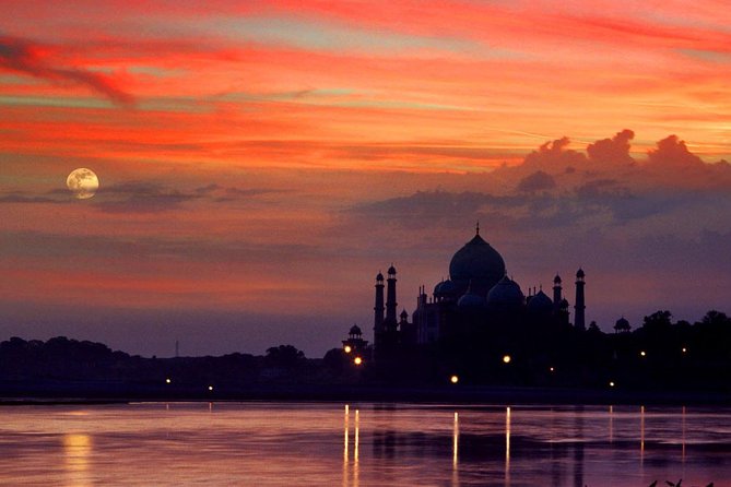 Private : 02 Days of Taj Mahal Agra Tour From Delhi - Fatehpur Sikri on the way back to Delhi