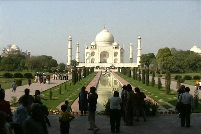 Private 2-Day Tour to The Taj Mahal and Agra from Delhi by Car - Agra Fort explains the power behind the monument