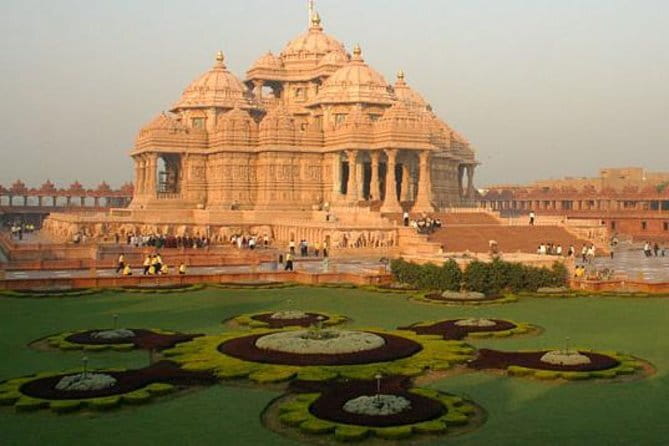 Private 4-Day Golden Triangle Tour - Delhi Agra and Jaipur - What the driver and guides add