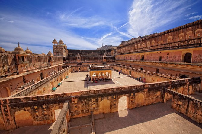 Private 4-Day Golden Triangle Tour from New Delhi - Day 2: Abhaneri and Jaipur’s royal center