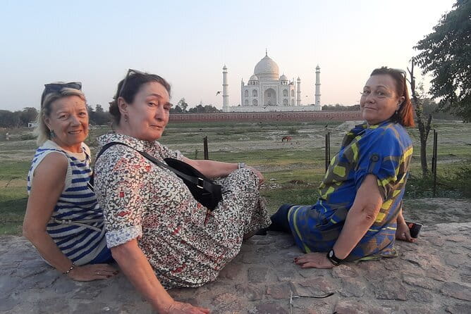Private 4 Days Golden Triangle Tour From Delhi - Day 3: The Taj Mahal at sunrise and Fatehpur Sikri