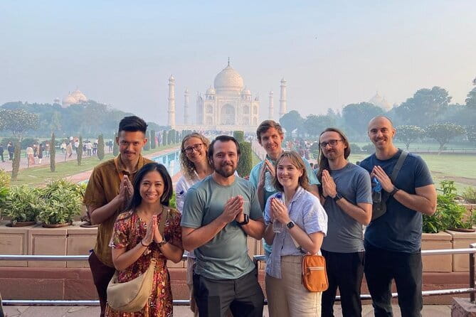 Private Agra Day Trip by Express Train -Taj Mahal & 5-Star Lunch - The tradeoff: speed versus breathing room