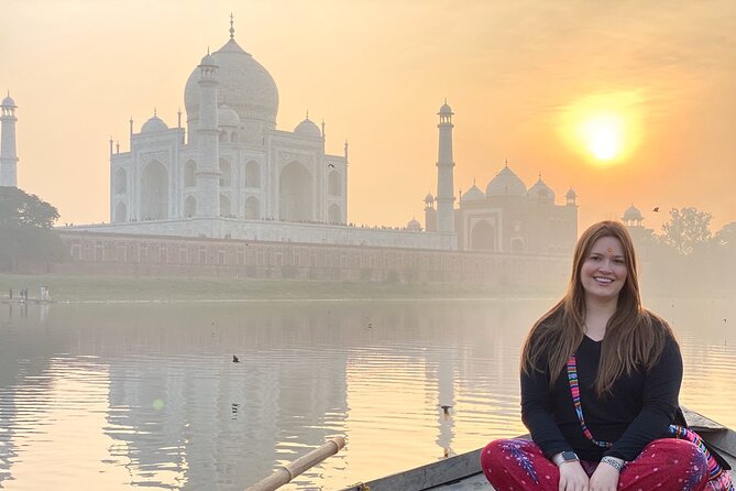 Private Agra Taj Mahal Same Day Tour By Car From Delhi - All Inclusive - Seeing the Mughal power behind Agra Fort