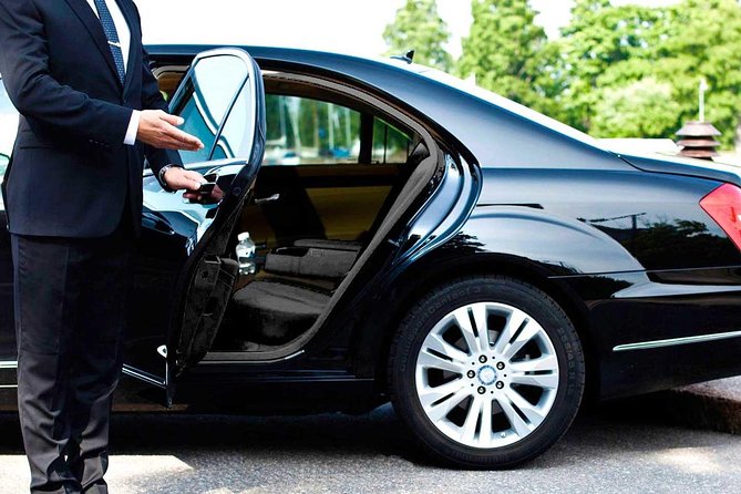 Private Airport Transfer Arrival from Delhi Airport to Your Hotel - Key points at a glance
