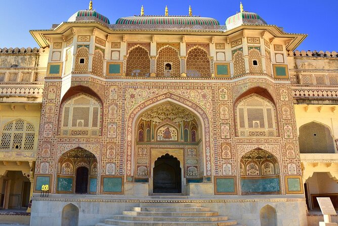 Private Amer Fort and Jaipur City Tour from Delhi By Car - Hawa Mahal rewards a quick look