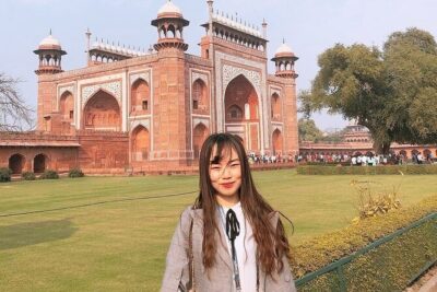 Private Car from Delhi to Taj Mahal with Driver and Local Guide