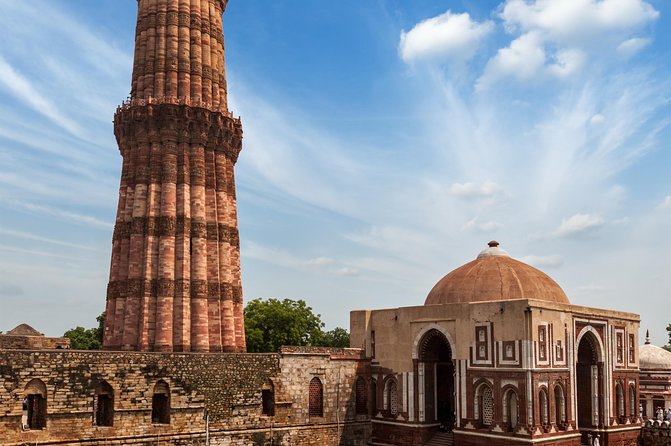 Private Custom tour of Delhi (choose from 18 places to visit) - Gandhi, Sikh, Baháʼí, and Hindu sites