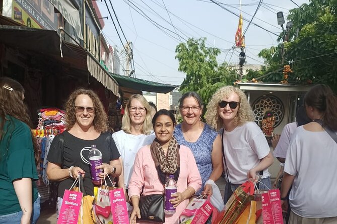Private Customized Delhi Shopping Tour with Female Consultant - Chandni Chowk: three hours in Old Delhi