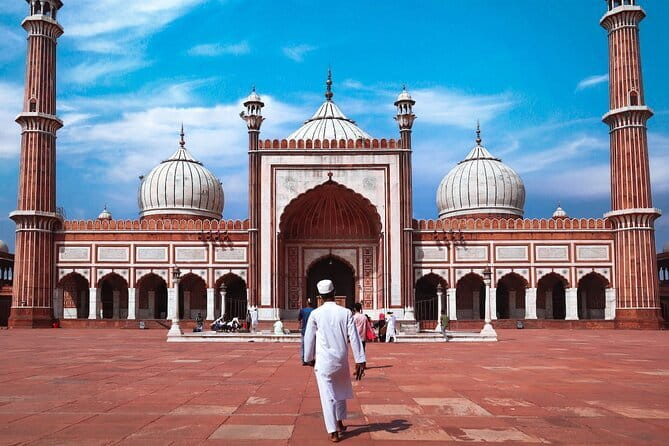 Private Customized Tour Of Old/New Delhi Spiritual Sites - Key points at a glance