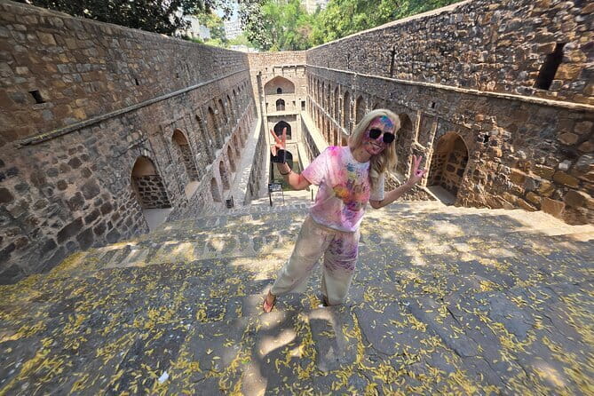 Private Customized Tour Of Old/New Delhi Spiritual Sites - Bangla Sahib and the langar experience