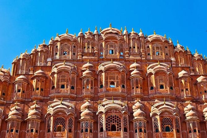 Private Day Tour Delhi To Jaipur By Train - Lunch at a luxury restaurant