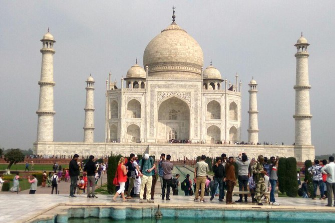 Private day tour from Delhi to Taj Mahal and Agra Fort with guide - The car ride and the value of hotel pickup