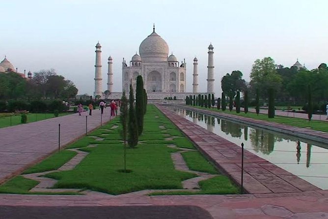 Private Day Tour of Taj Mahal and Agra Fort By Super fast train - Food, snacks, and the real cost of the day