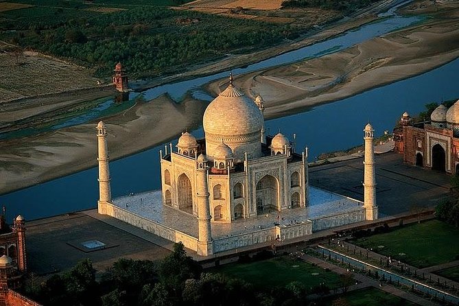 Private Day Trip to Agra from New Delhi Including Taj Mahal and Agra Fort - The Agra handicraft stop and how to handle it