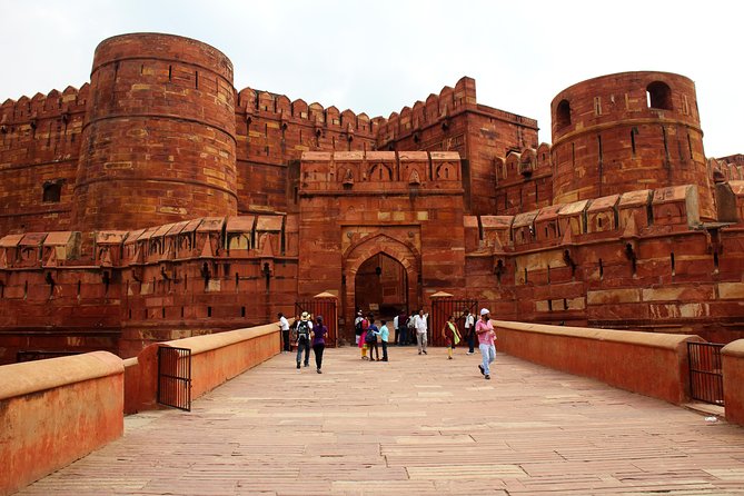 Private Day Trip to Agra includes Taj Mahal and Agra Fort from Delhi - What the private guide adds
