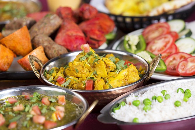 Private Day trip to Agra with Taj Mahal,Fort and lunch at 5 Star - What the $170 price really covers