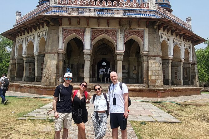 Private Delhi City Tour-Old Delhi, New Delhi and Major Attraction - New Delhi’s ceremonial sights