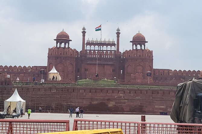 Private Delhi City Tour-Old Delhi, New Delhi and Major Attraction - Agrasen Ki Baoli, an unusual stepwell