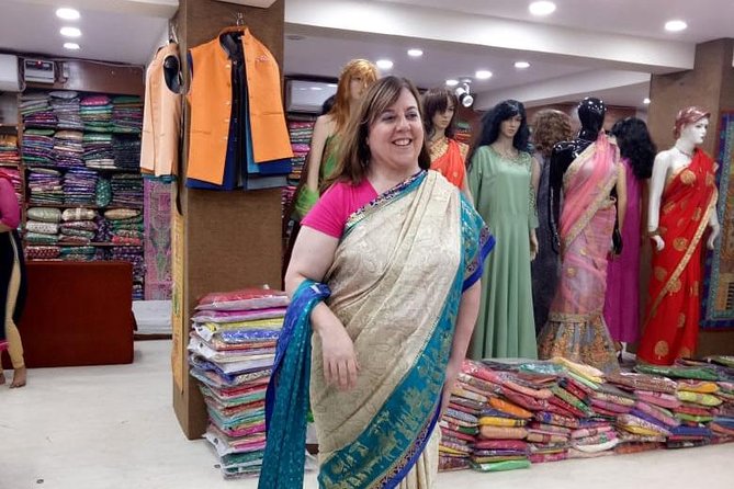 Private Delhi Shopping Tour with Female Expert - Why a private shopping day helps in Delhi