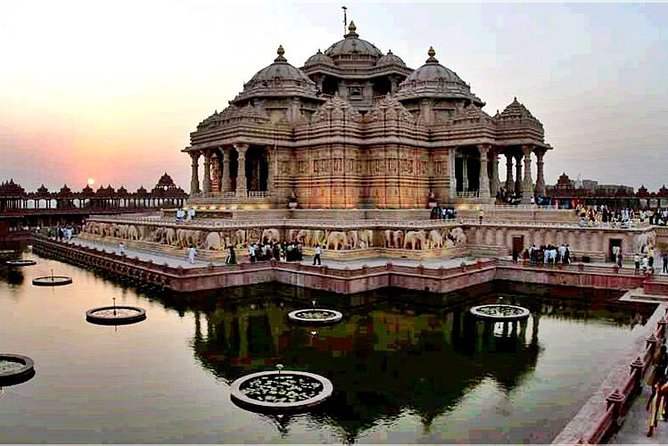 Private Evening Tour of Akshardham Temple with Musical Fountain Show - Key points to know before you book