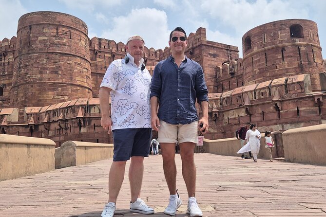 Private Full-Day Agra and Taj Mahal Tour by High-Speed Train with Meals - Meeting your private guide in Agra