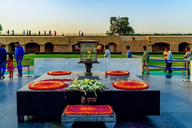 Private Full Day New and Old Delhi City Tour - Humayun’s Tomb and Mughal design