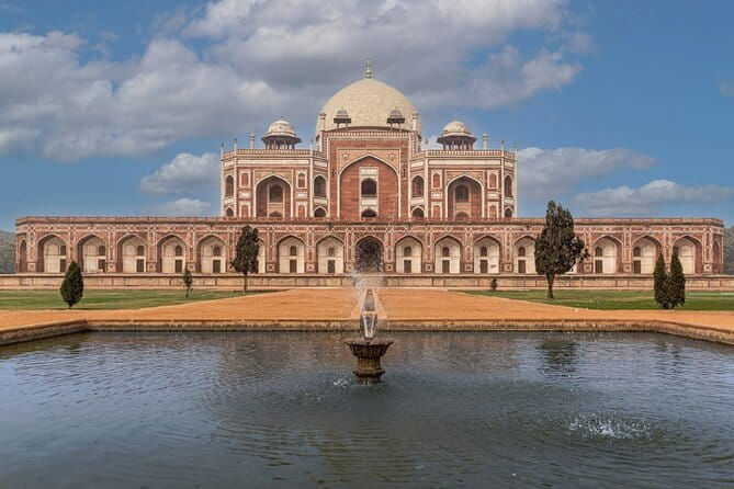 Private Full Day Old and New Delhi City Tour - India Gate brings the modern capital into view