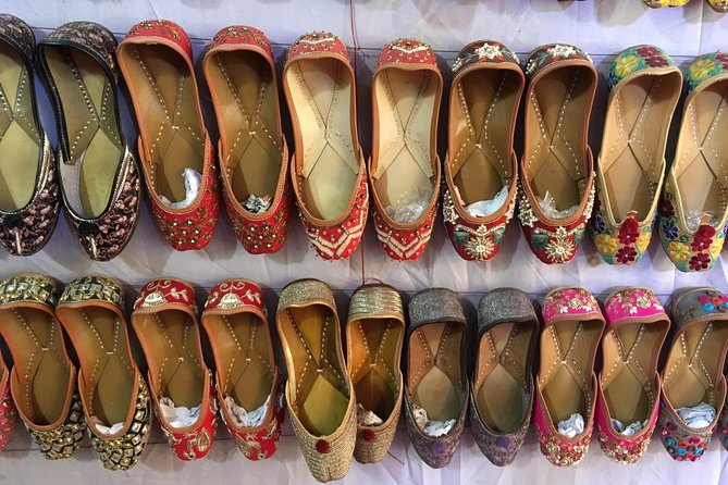 Private Full Day Shopping Tour in New Delhi - Chandni Chowk: old Delhi shopping with a street-food break