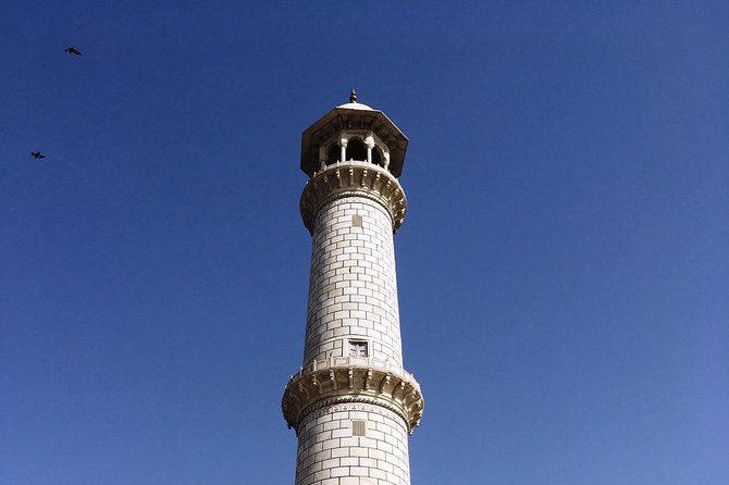 Private Full Day Taj Mahal Tour From Delhi by High Speed Gatiman Express Train - Meeting your Agra guide at 9:50 am
