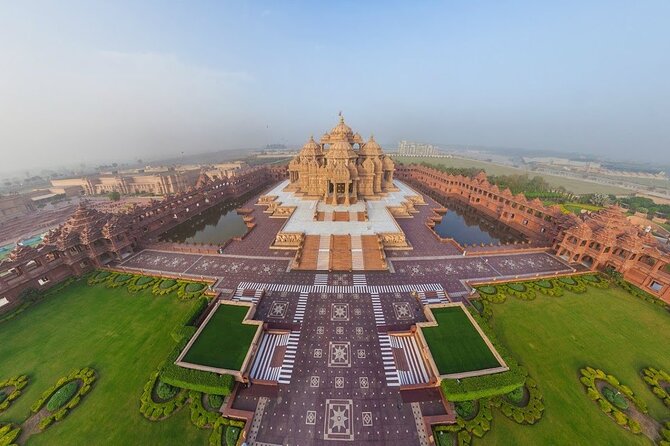 Private Full Day Tour in Delhi - One Day, Two Delhis