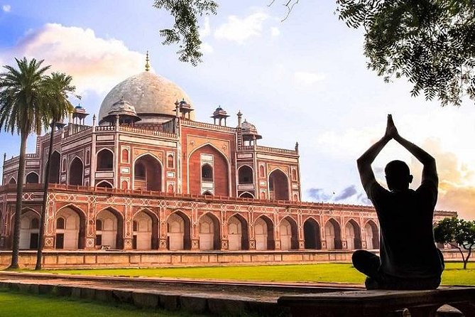 Private Full Day Tour of Old and New Delhi - Why a private car makes Delhi easier