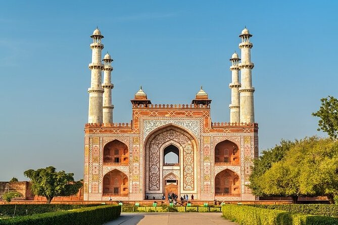 Private Golden Triangle Tour 3 Night/4 Days - The Taj Mahal earns its place on Day 2